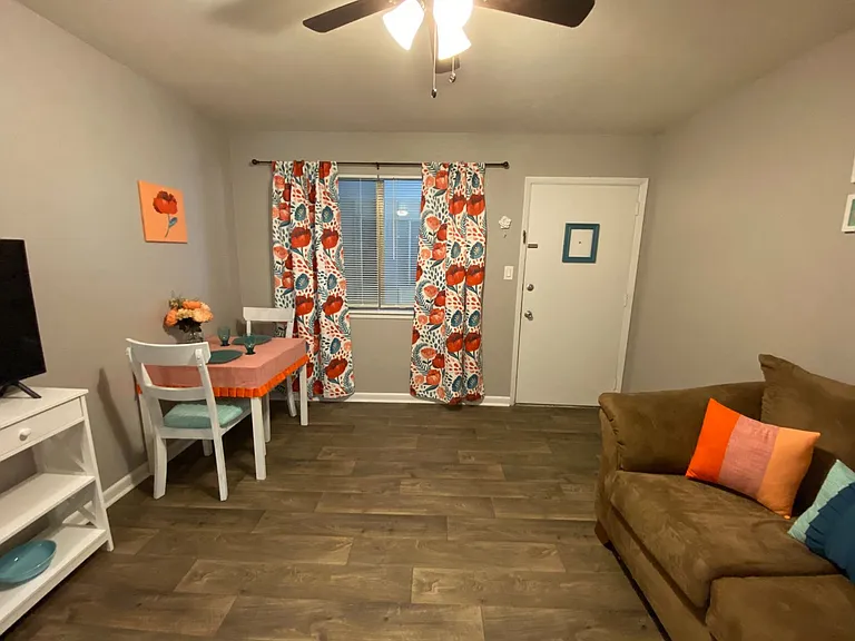 1215 Lee Ave — Photo 23