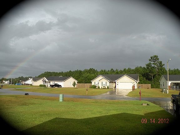 Front Yard/Street
