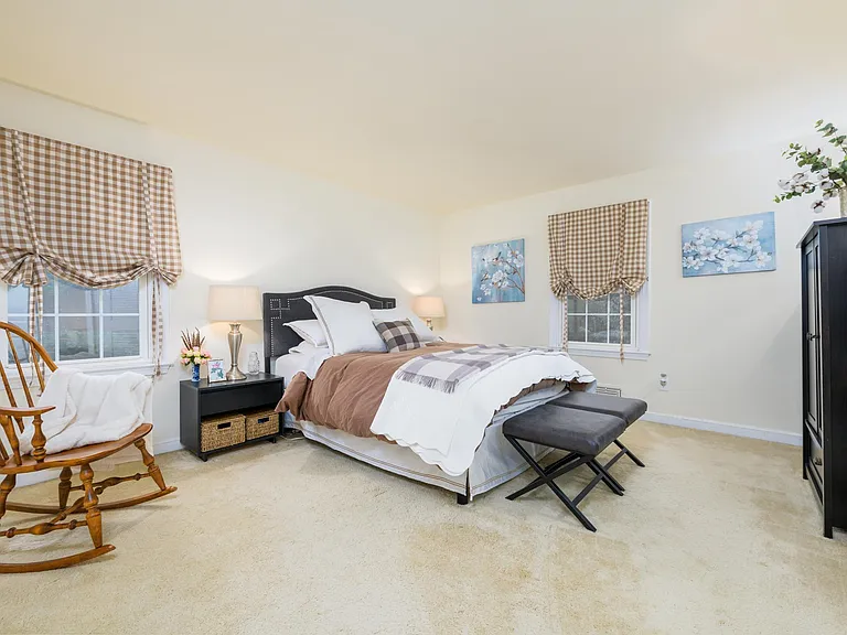 232 Spruce Tree Rd — Photo 12