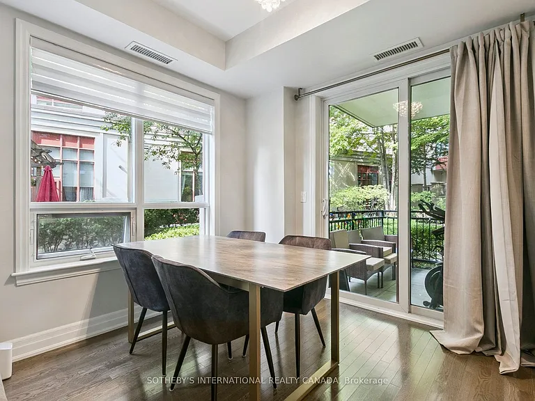 15 Rean Dr #102 — Photo 7