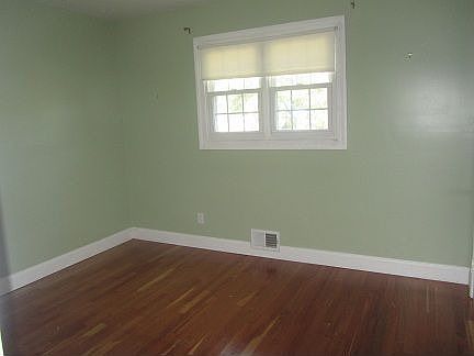 bedroom2