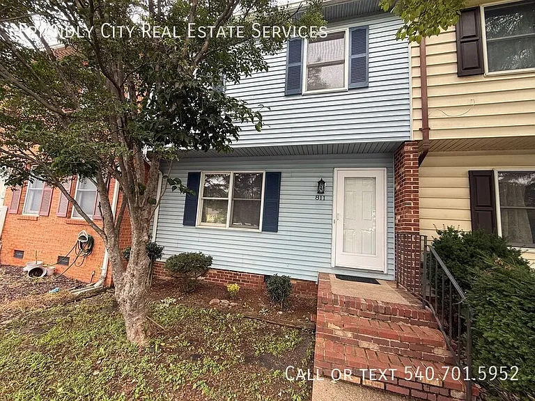 811 Vine St — Photo 2
