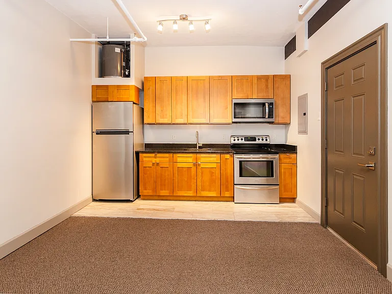 100 Sagamore St #206 — Photo 6