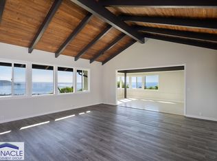 1805 Alaweo St, Honolulu, HI 96821