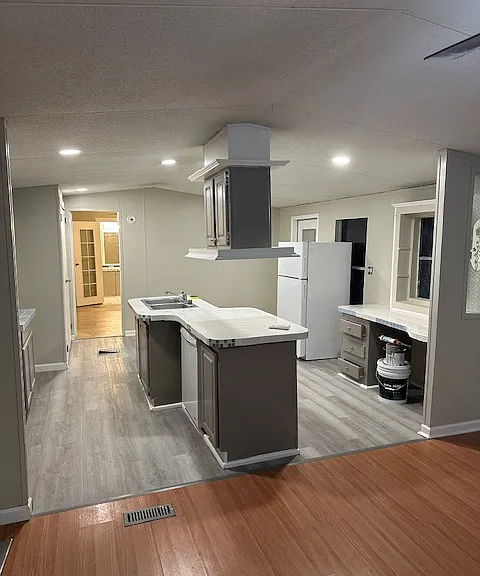 12227 Potranco Rd #6 — Photo 1