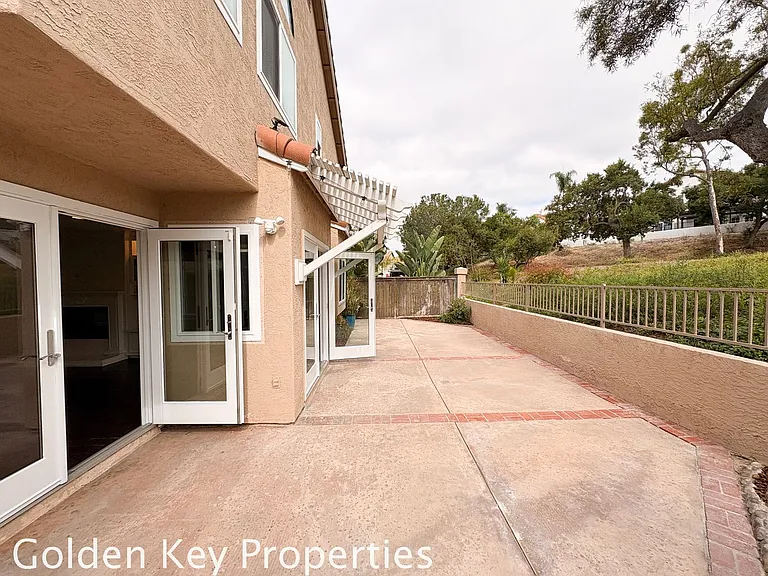 3274 San Tomas Dr — Photo 30