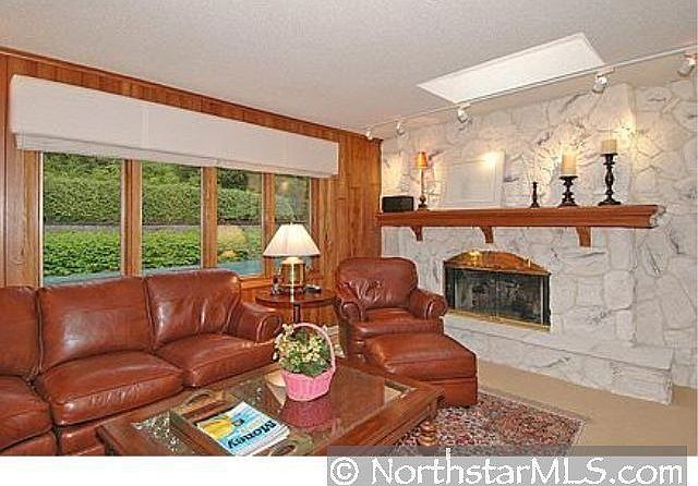 1st image of 1294 Laura St