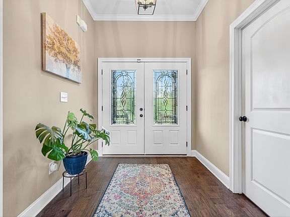 5th image of 2842 Chatfield Dr