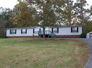 3815 Deal Mill Rd, Granite Falls, NC 28630