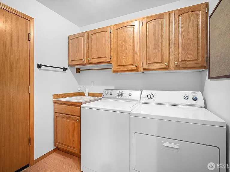 2237 James Cir #A — Photo 22