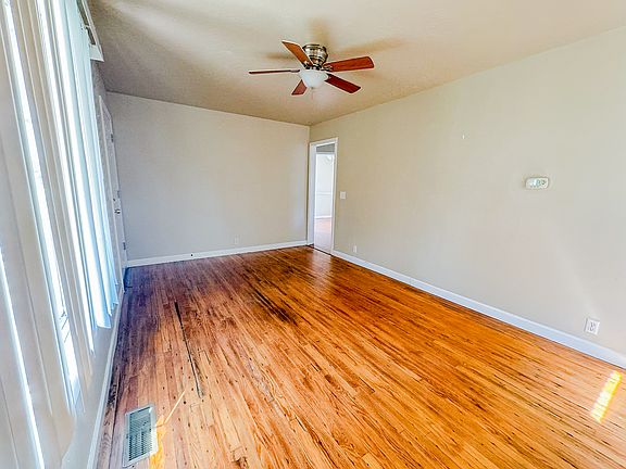 2nd image of 1730 W Center St