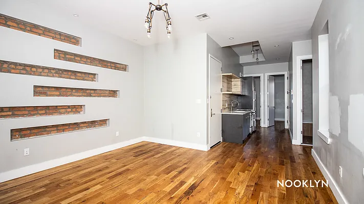 Rented by Nooklyn NYC LLC | media 21