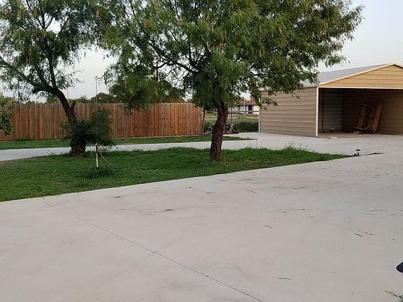 4th image of 2513 Highway 277
