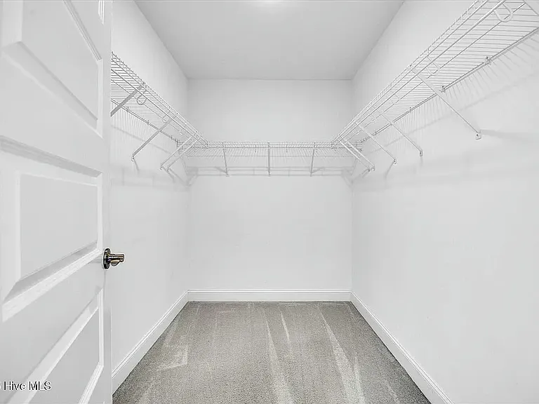 1319 Teddy Rd — Photo 16