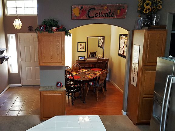4th image of 1274 Armstrong Dr