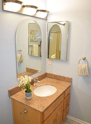 4th image of 401 Piccadilly Pl APT 12