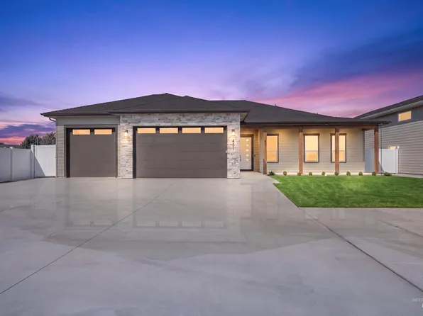 451 W Elaine Ct, Nampa, ID 83686