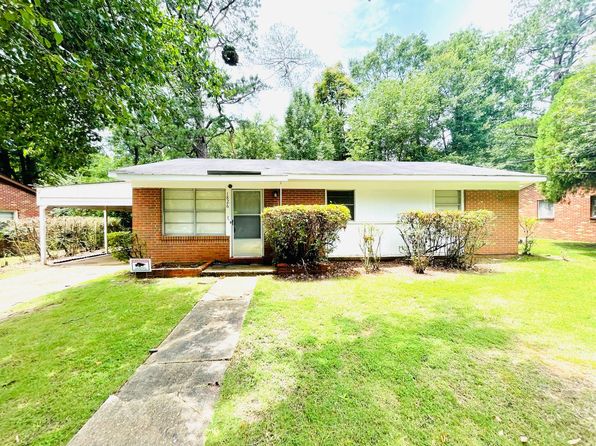 1826 Pinecrest Dr