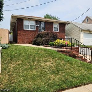 314 Miltonia St, Linden, NJ, 07036