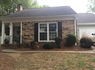 2615 Hillmont Dr, Charlotte, NC 28226