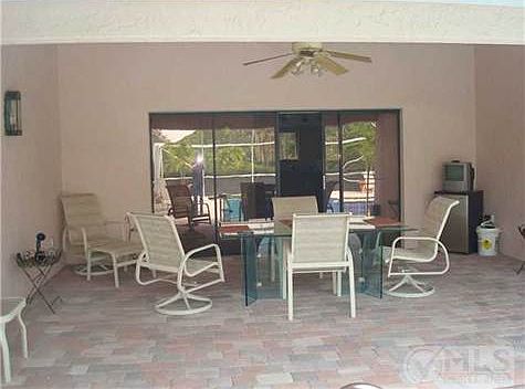 5th image of 9785 Hindel Ct