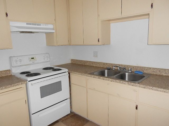 2nd image of 2845 Pixie Dr