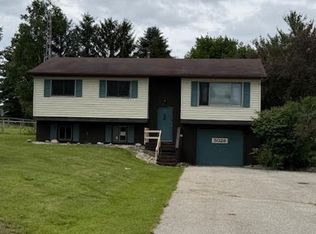 5028 Silverberry Dr, Mount Pleasant, MI 48858