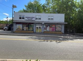 545 Mola Blvd #1, Elmwood Park, NJ