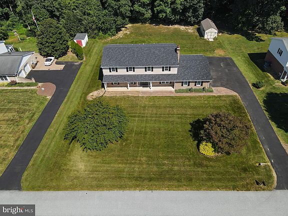 4th image of 116 Loretta Ln