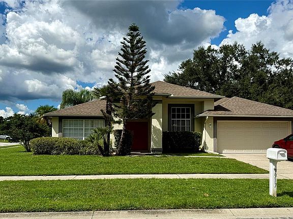 2nd image of 9917 Colonnade Dr