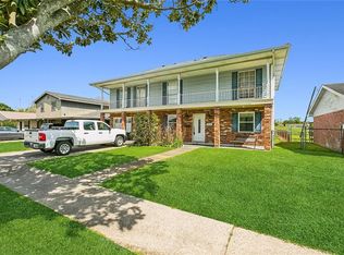 649 Holmes Blvd, Gretna, LA 70056