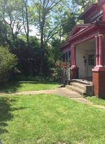 5th image of 908 Huey St
