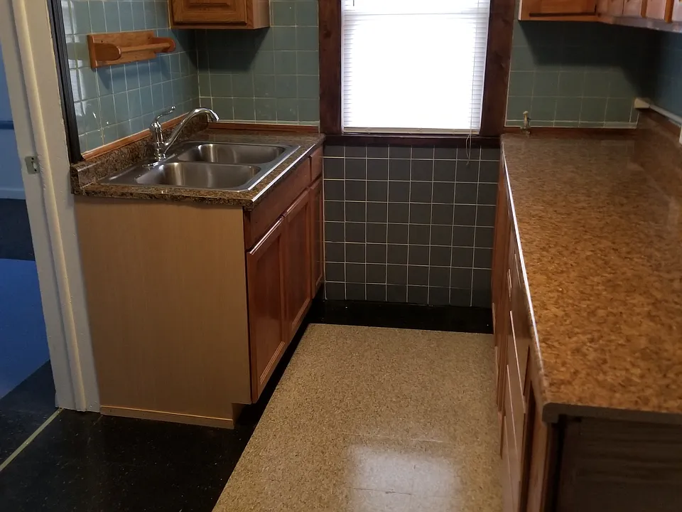 825 N Central Ave #1