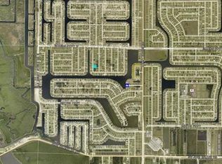 131 SW 35th Pl, Cape Coral, FL 33991