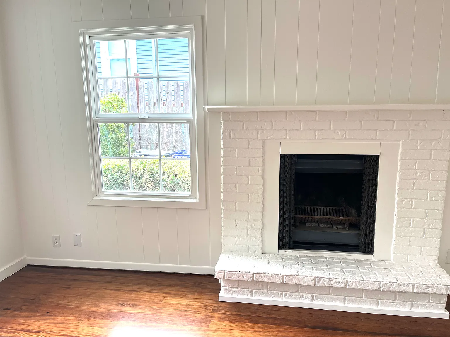 2 bed, 845 sqft, $3,450 — Photo 3