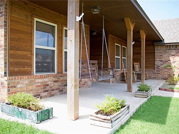 Watch The Sun Rise On This Large East Facing Porch