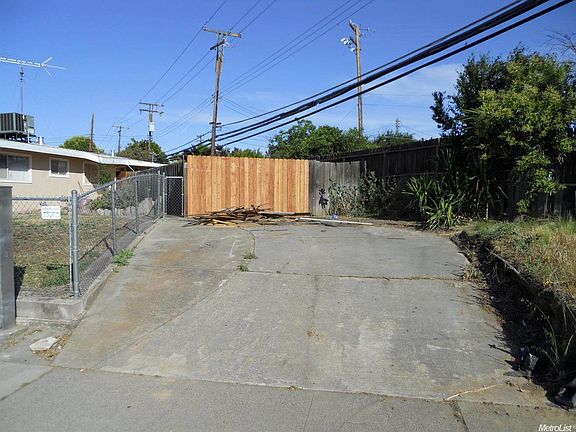 4th image of 4208 Don Julio Blvd