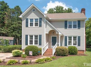 8613 Clovehitch Ct, Raleigh, NC 27615