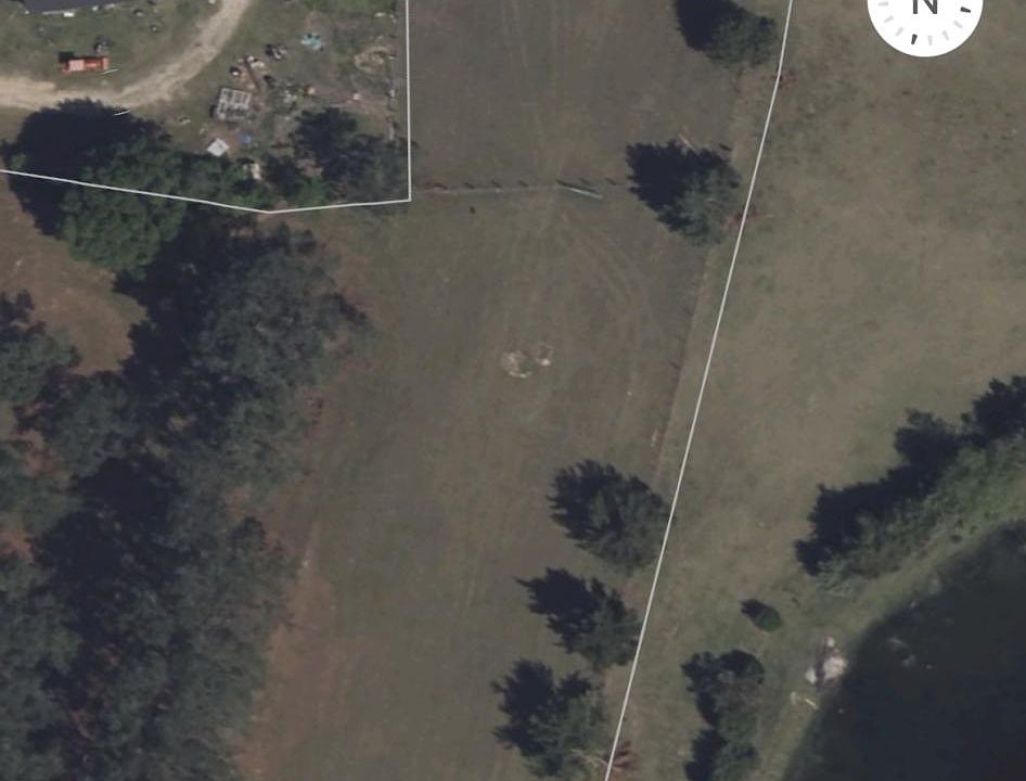 2nd image of 49 Davis Rivers Rd