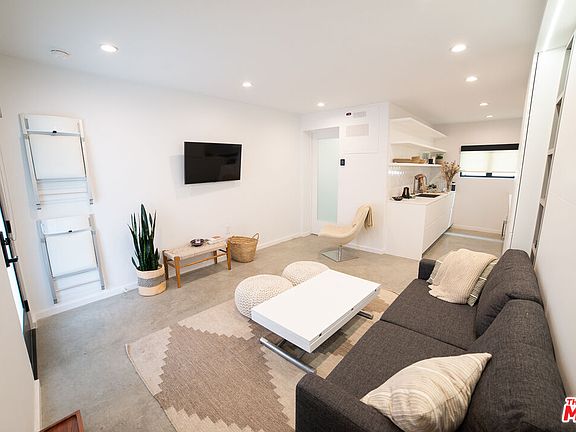 4th image of 14 Brooks Ave APT 10