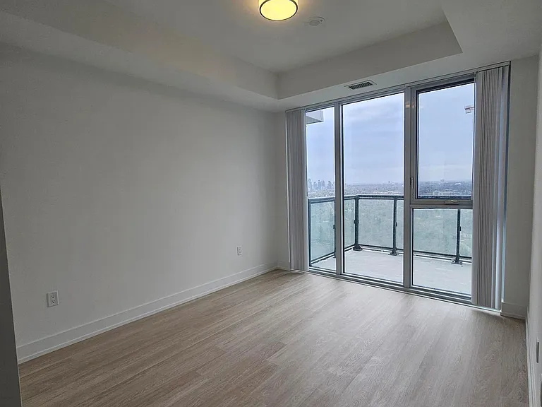 30 Inn On The Park Dr #4101 — Photo 5