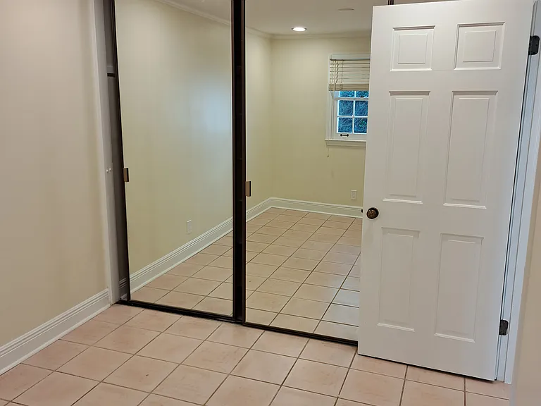 617 Dauphine St #9 — Photo 18