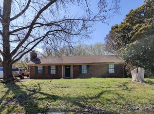 75 Hickory Hills Dr, Jackson, TN 38305