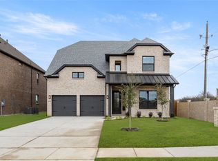 6978 Eastlake Dr, Grand Prairie, TX 75054