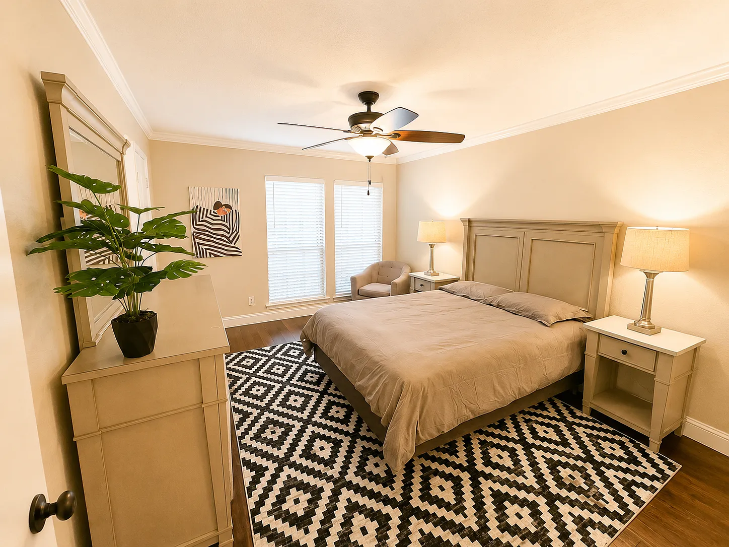2 bed, 966 sqft, $2,995 — Photo 4