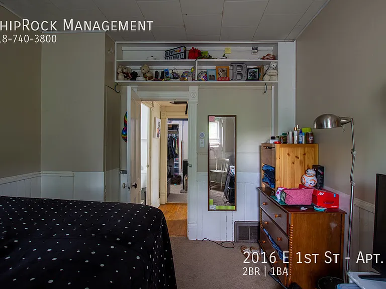 2016 E 1st St #1 — Photo 9