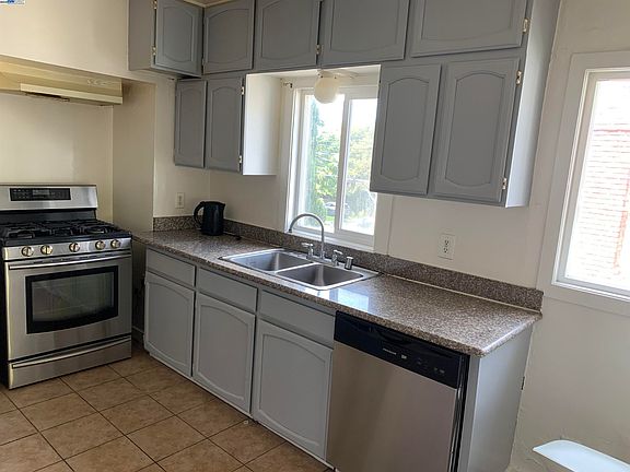 2nd image of 9380 Thermal St