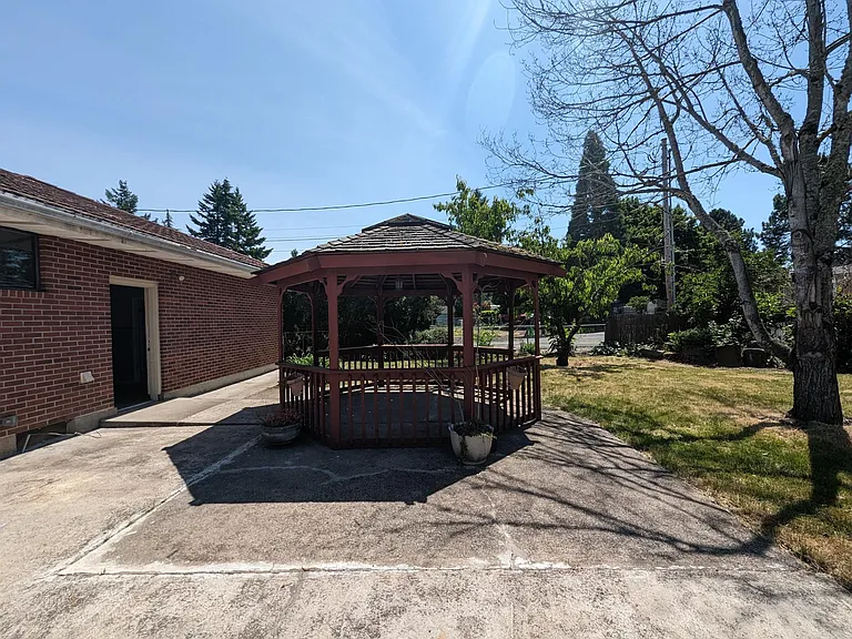 5109 SE 118th Ave — Photo 15