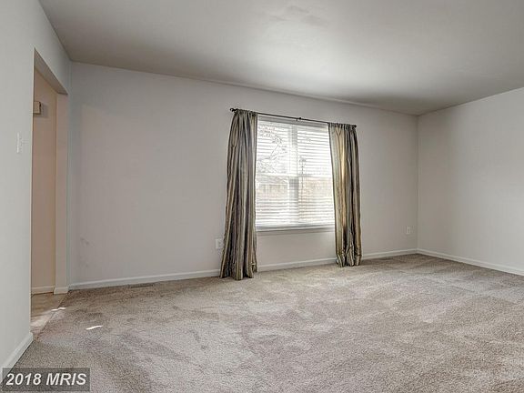 3rd image of 6806 Upper Mills Cir