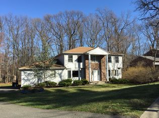 12 Spencer Ct, Morris Plains, NJ 07950